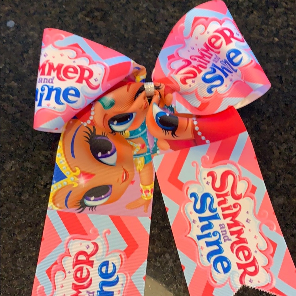 Disney Bows Set of 6 🎀💖🥰 - Picture 6 of 8